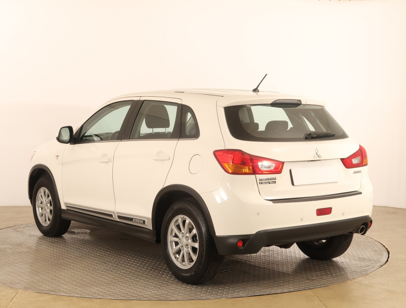Mitsubishi ASX, 2016