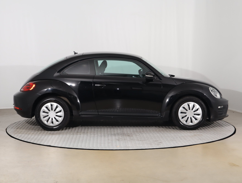 Volkswagen Beetle, 2016