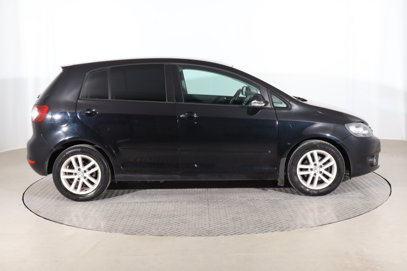 Volkswagen Golf Plus, 2010