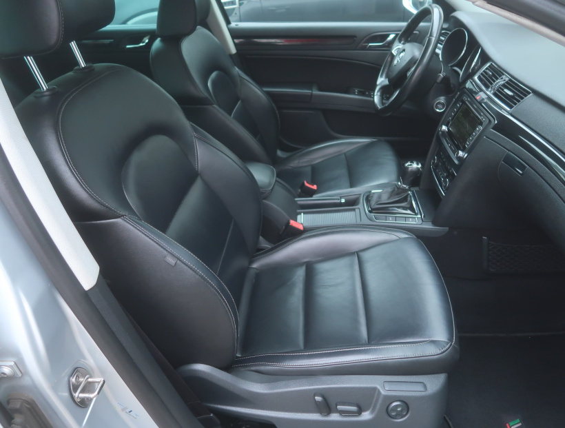 Škoda Superb, 2015