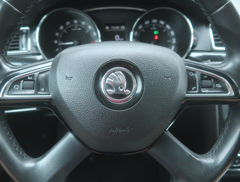 Škoda Superb, 2015