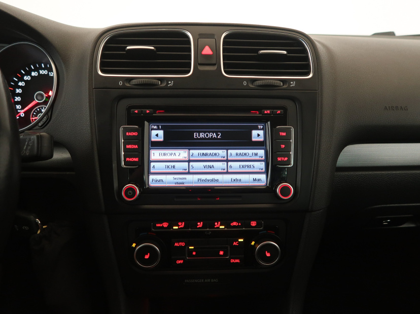 Volkswagen Golf, 2011