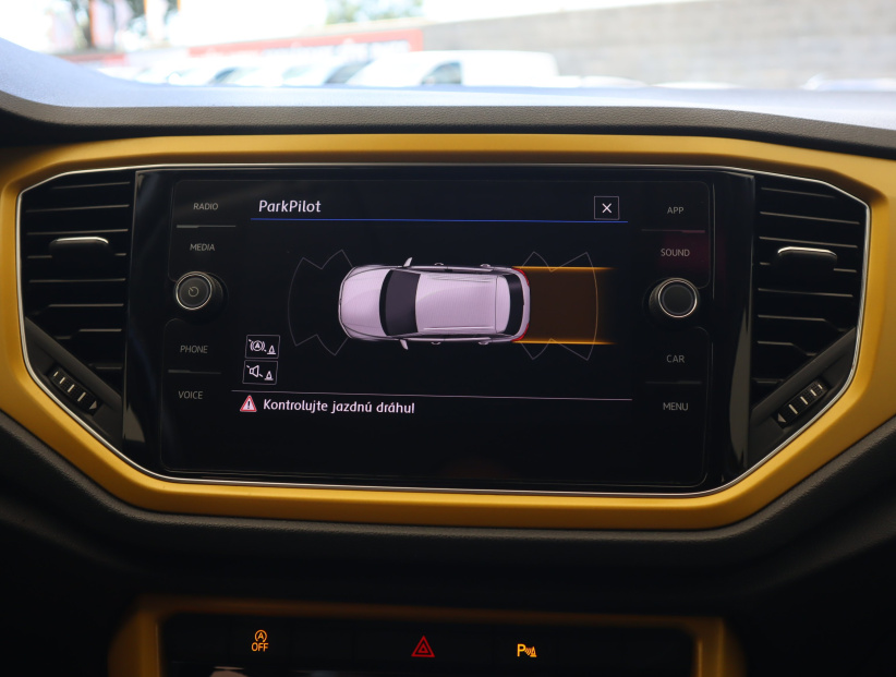 Volkswagen T-Roc, 2018