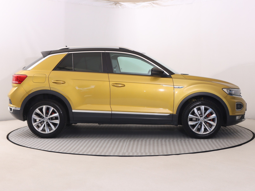 Volkswagen T-Roc, 2018