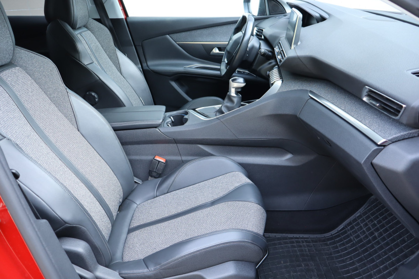Peugeot 3008, 2019