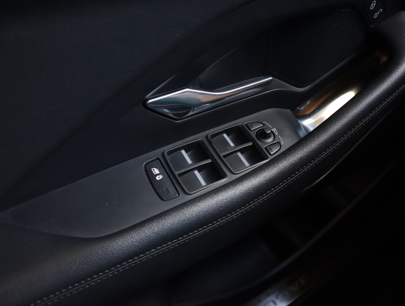 Jaguar E-Pace, 2019