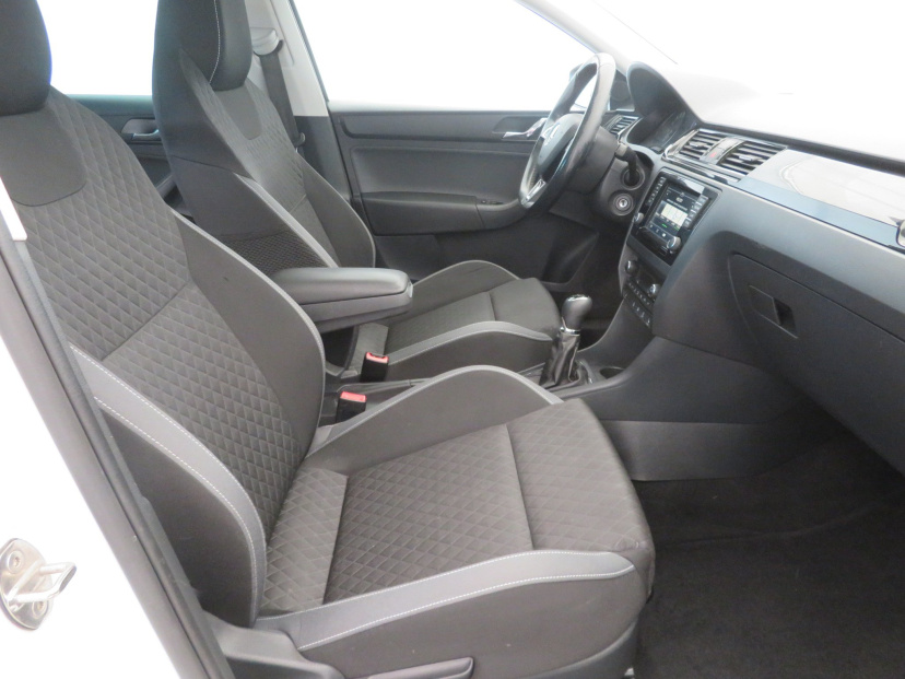 Škoda Rapid Spaceback, 2015