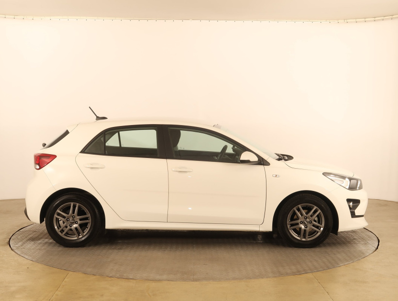 Kia Rio, 2021