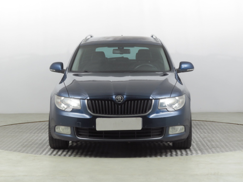 Škoda Superb, 2010