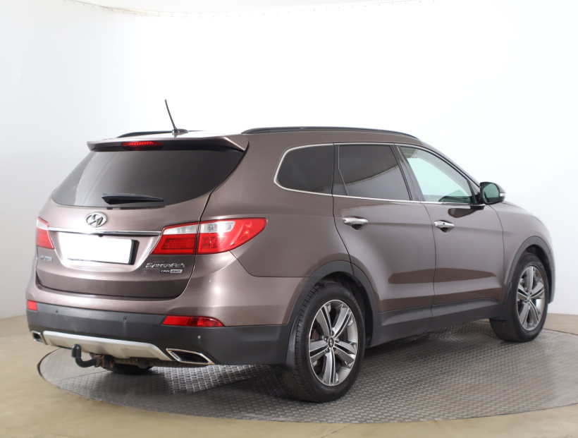 Hyundai Grand Santa Fe, 2015