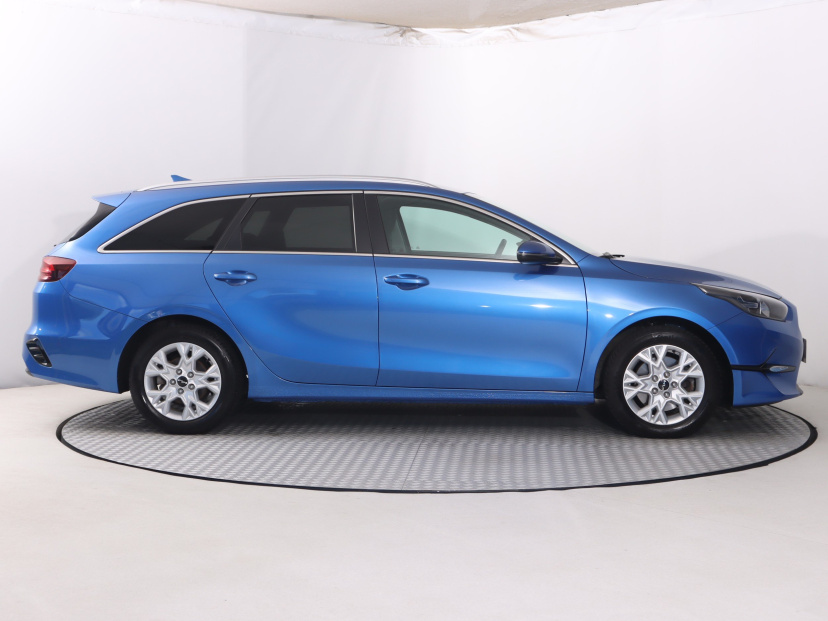Kia Ceed, 2022