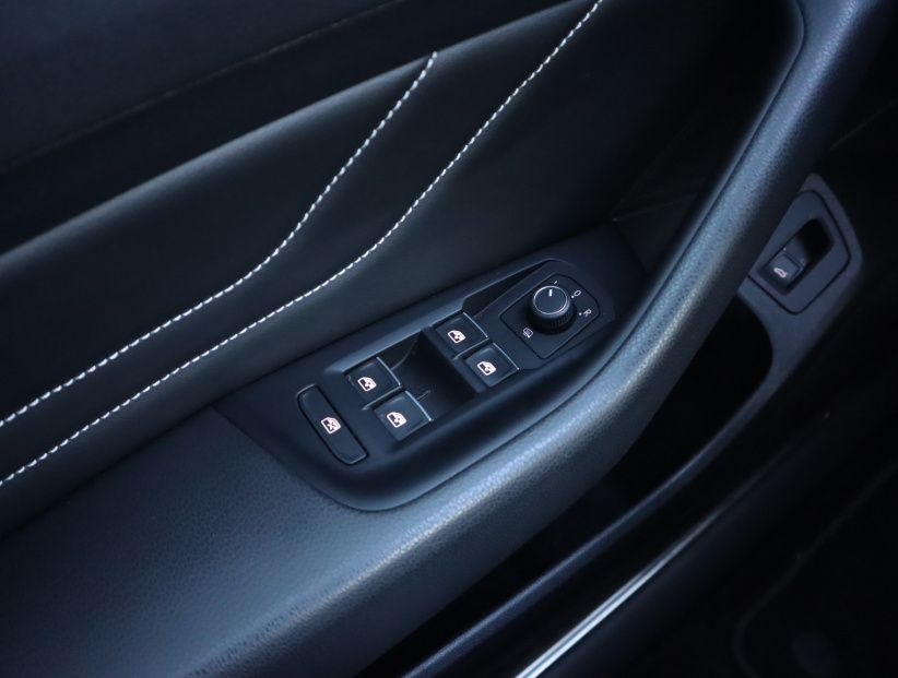 Volkswagen Passat, 2023