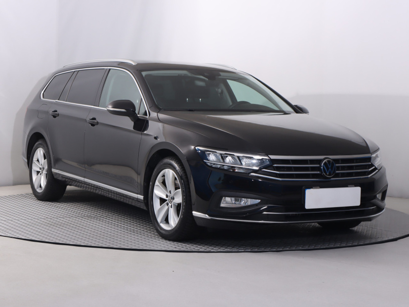 Volkswagen Passat, 2023