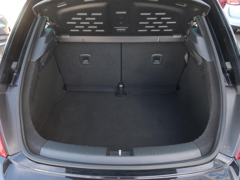 Volkswagen Beetle, 2016