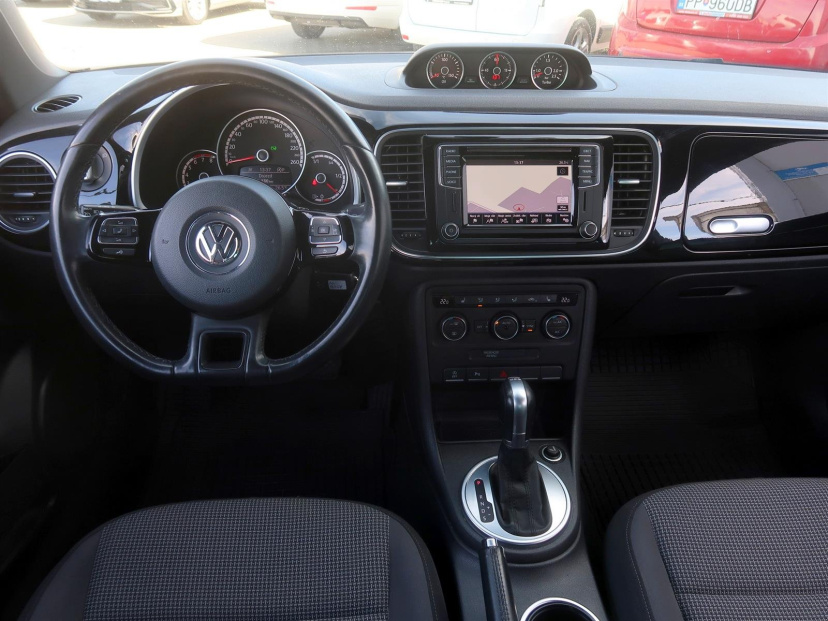 Volkswagen Beetle, 2016