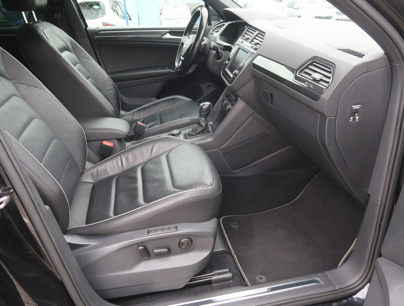 Volkswagen Tiguan, 2016