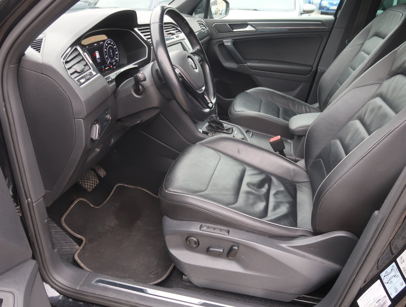 Volkswagen Tiguan, 2016