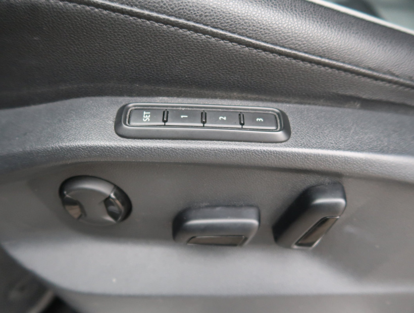 Volkswagen Tiguan, 2016
