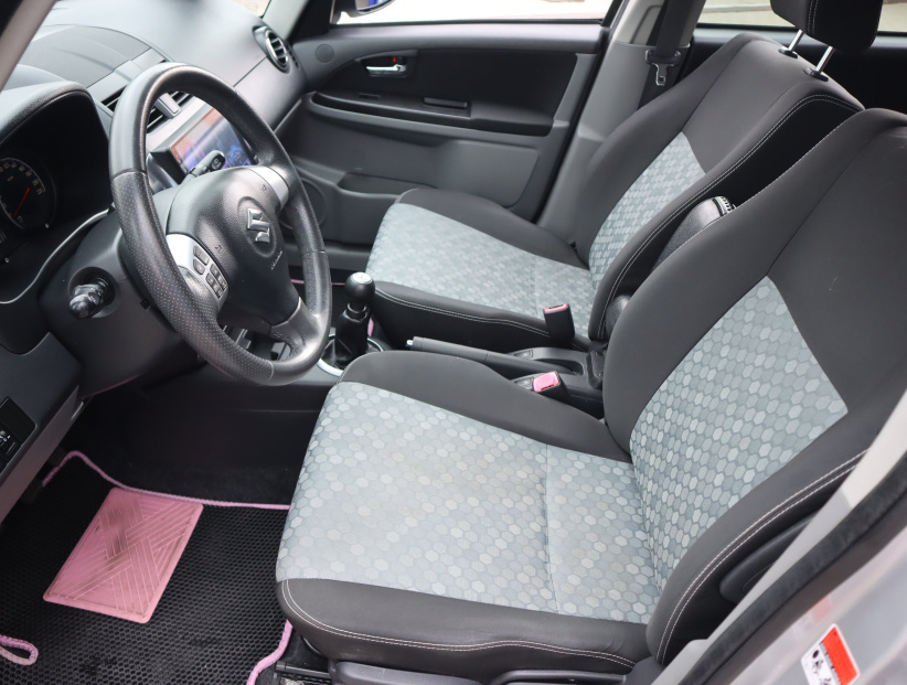 Suzuki SX4, 2013
