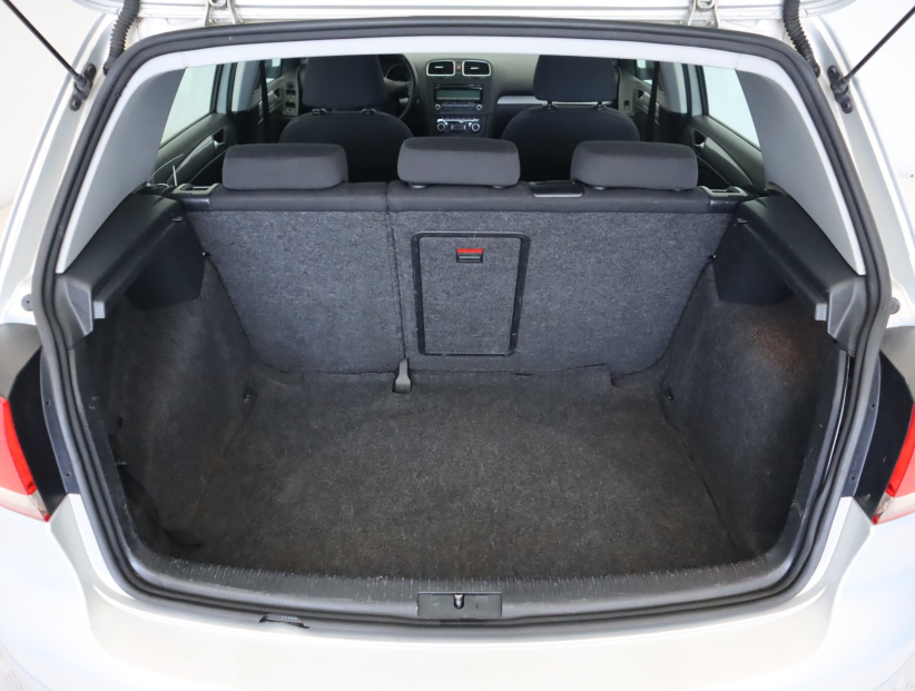 Volkswagen Golf, 2010
