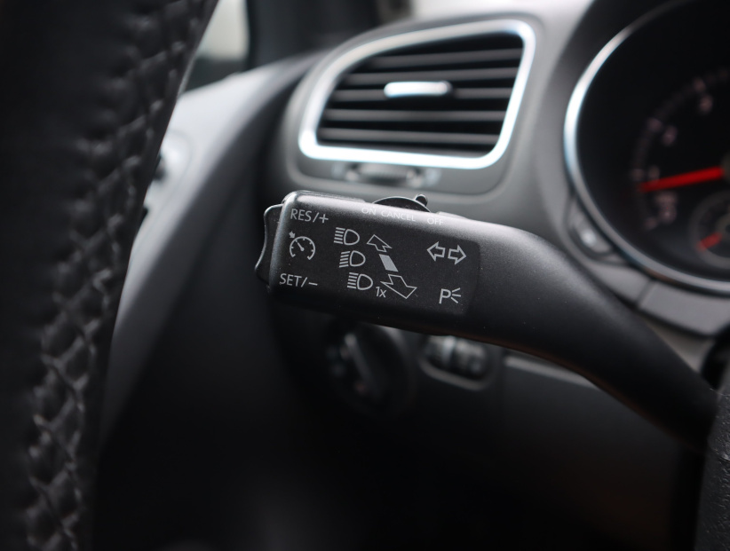 Volkswagen Golf, 2010