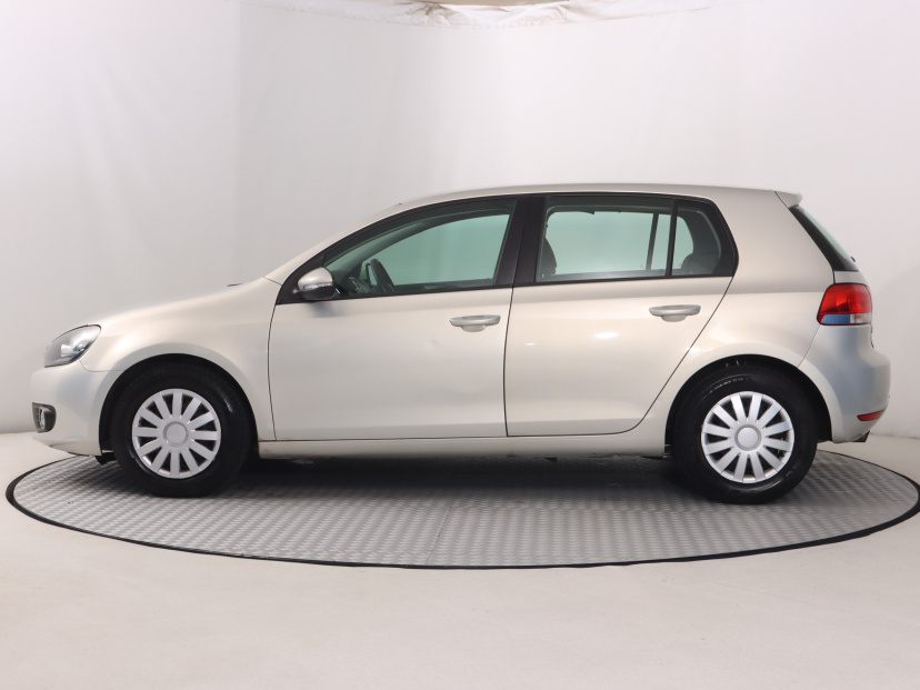 Volkswagen Golf, 2010