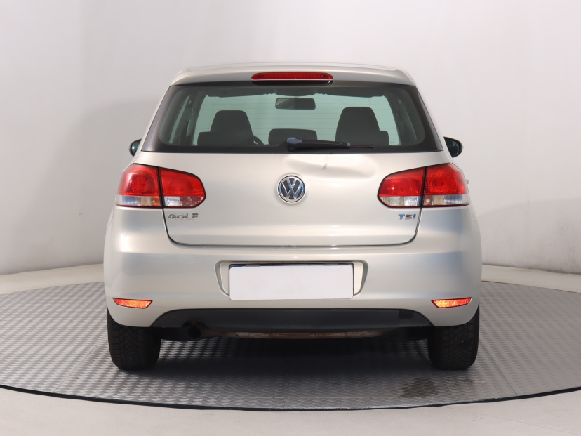 Volkswagen Golf, 2010