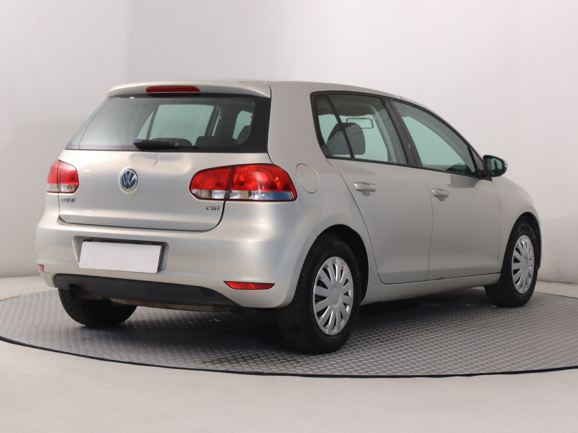 Volkswagen Golf, 2010