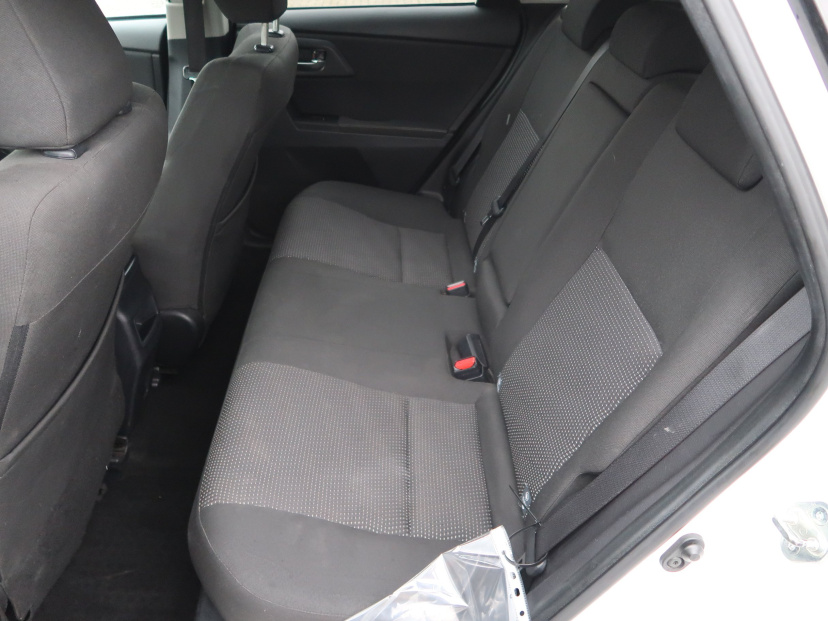 Toyota Auris, 2013