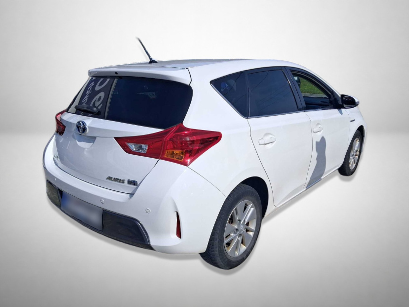 Toyota Auris, 2013