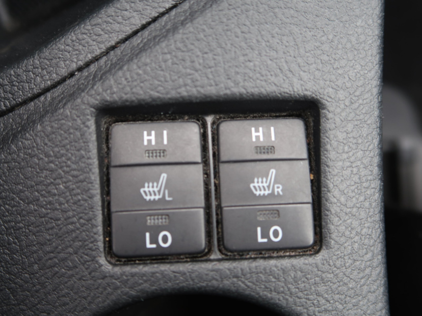 Toyota Auris, 2013