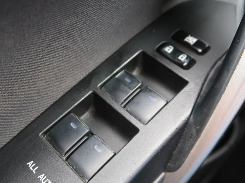 Toyota Auris, 2013