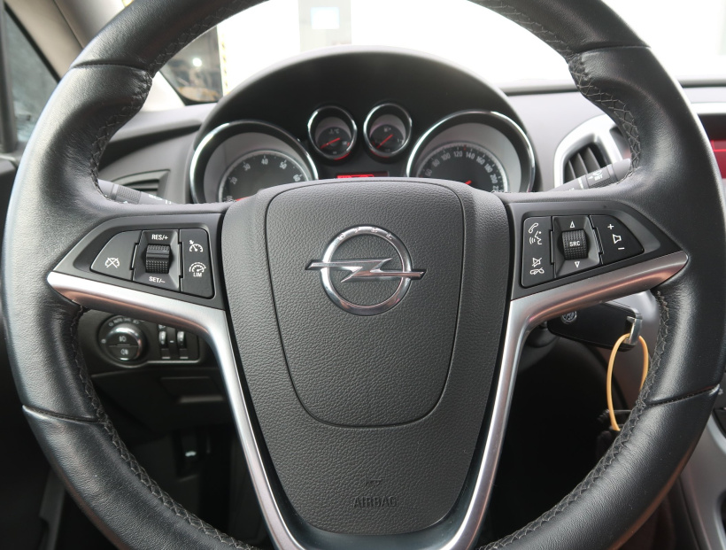 Opel Astra, 2015