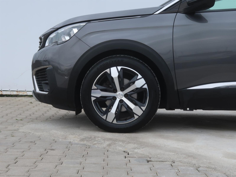 Peugeot 5008, 2019