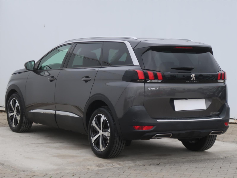Peugeot 5008, 2019