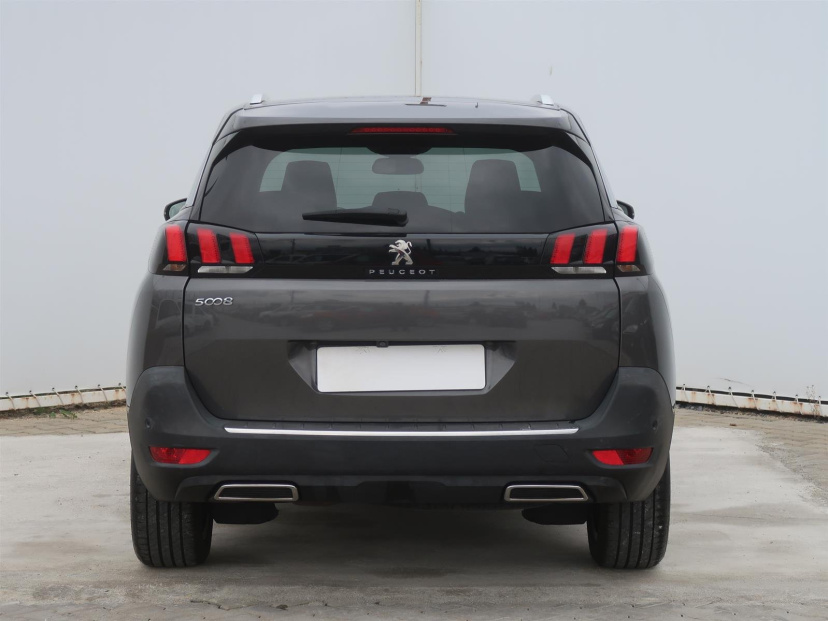 Peugeot 5008, 2019