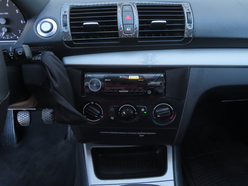 BMW 1, 2009