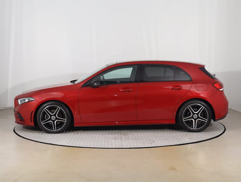 Mercedes-Benz A, 2022