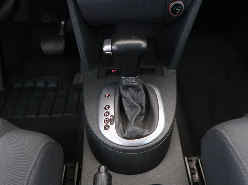 Volkswagen Touran, 2005