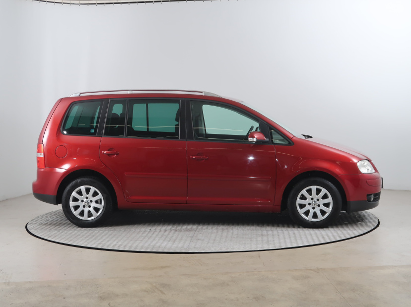 Volkswagen Touran, 2005