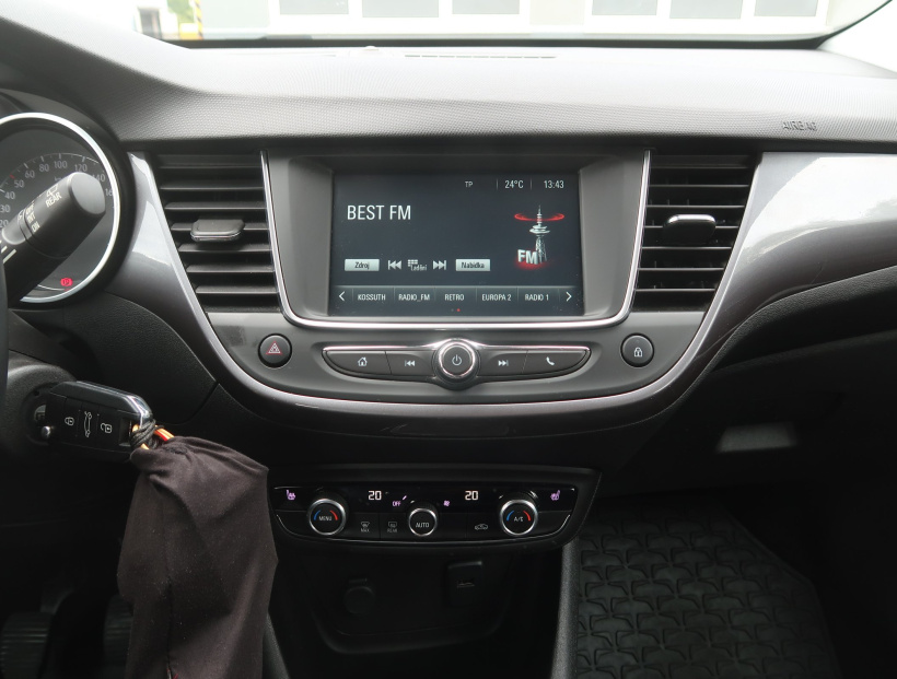 Opel Crossland, 2019