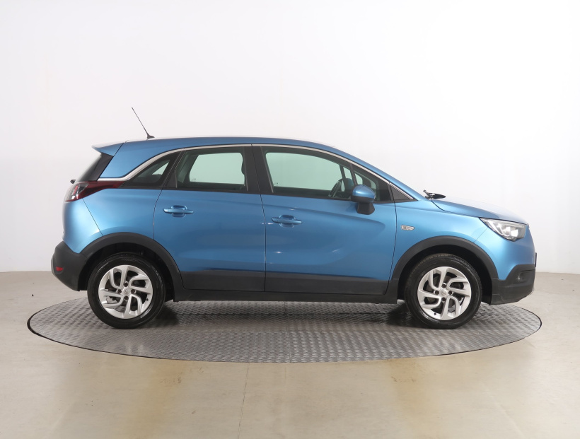 Opel Crossland, 2019