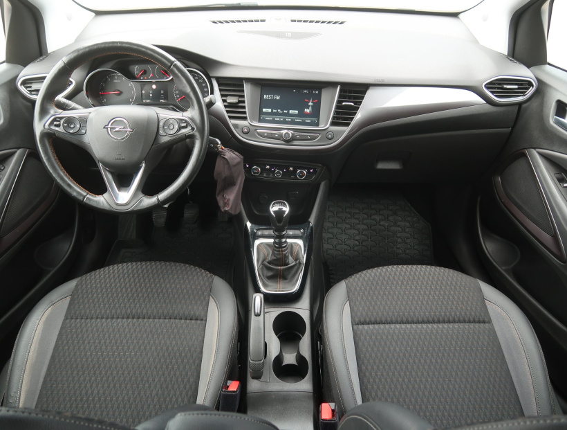 Opel Crossland, 2019
