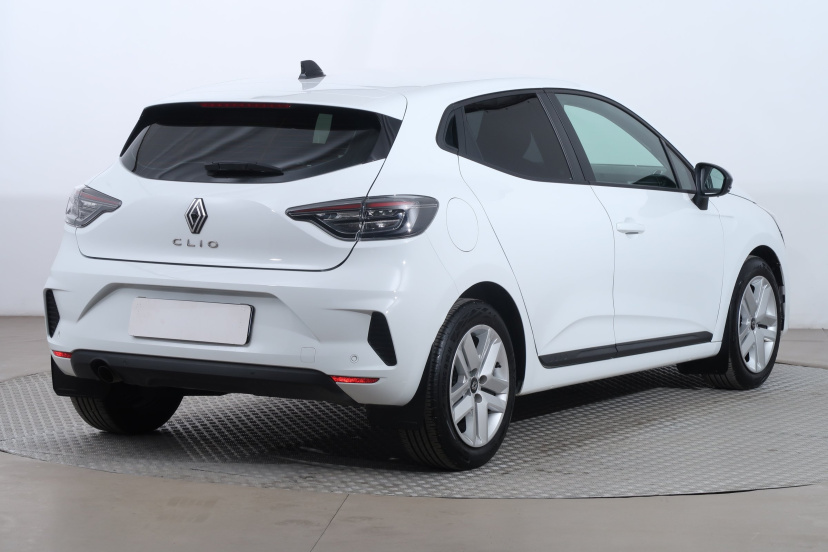 Renault Clio, 2025