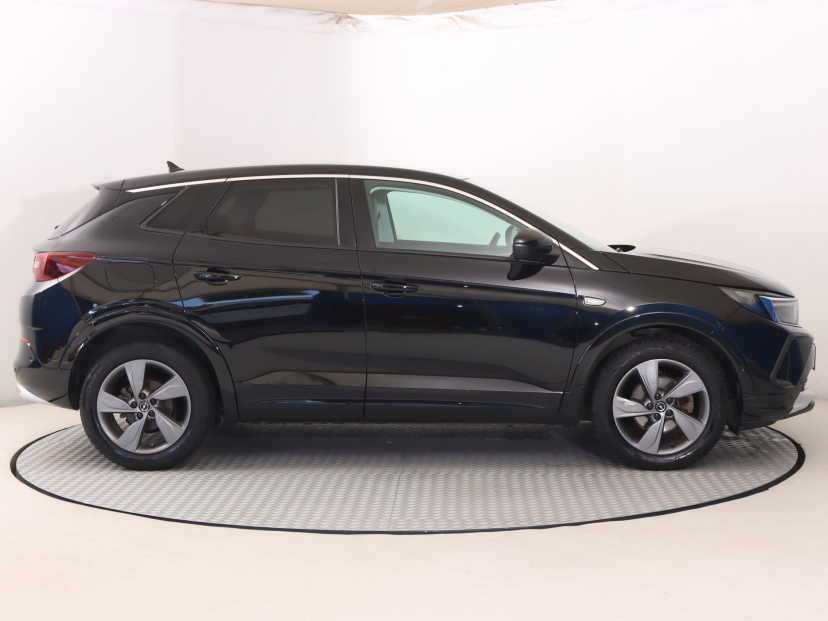 Opel Grandland, 2022