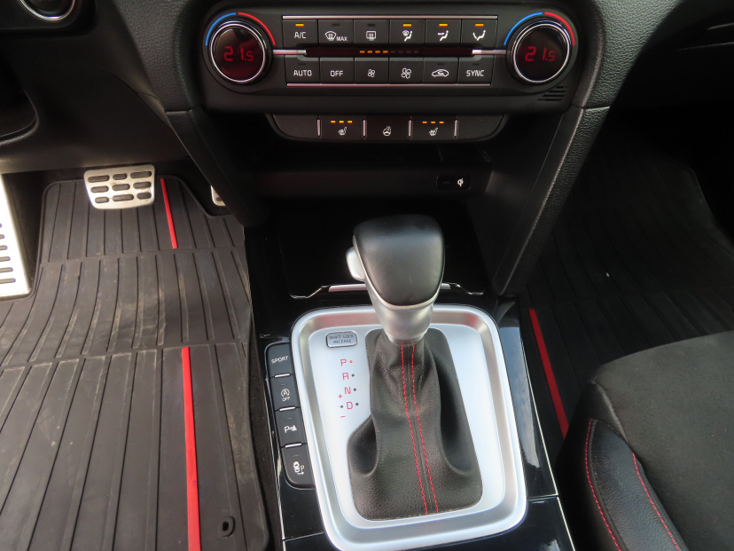 Kia ProCeed, 2021