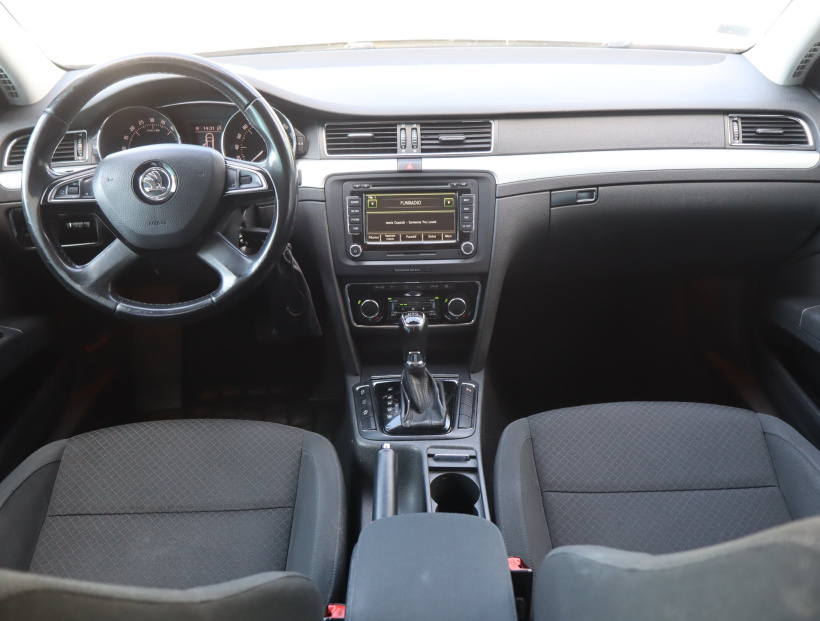 Škoda Superb, 2014