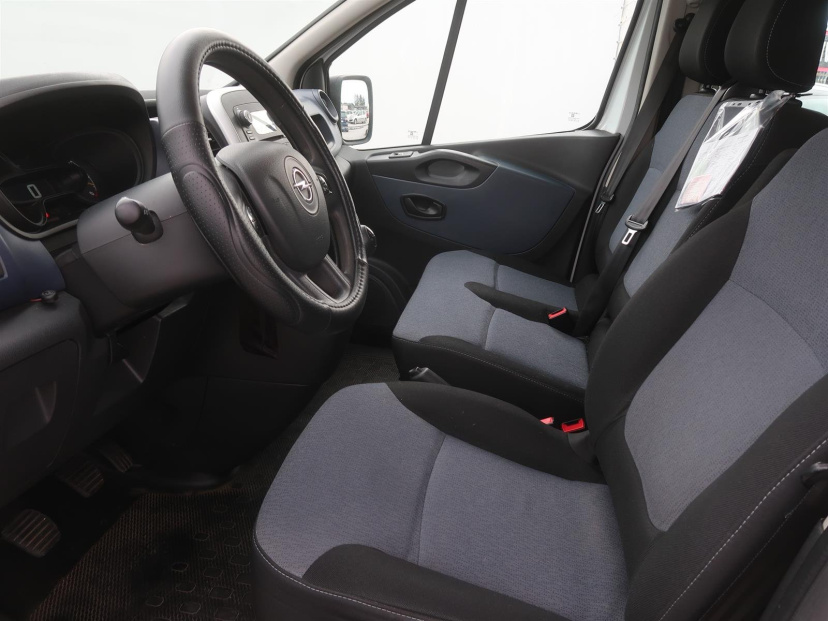 Opel Vivaro, 2015