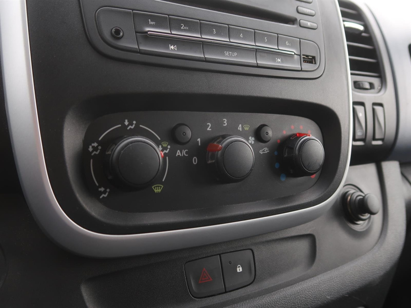 Opel Vivaro, 2015