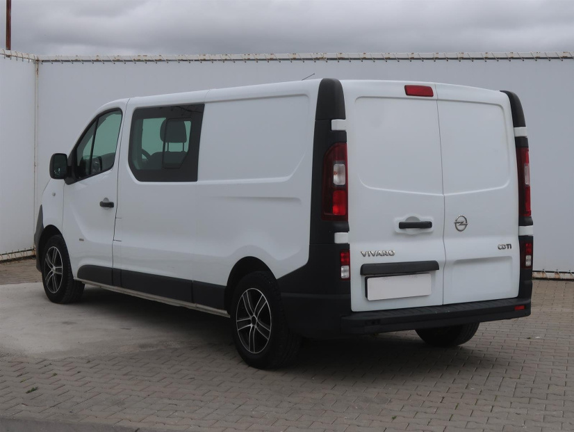 Opel Vivaro, 2015